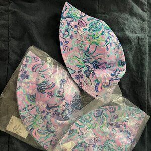3 Bucket hats